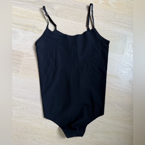 Commando Classic Cami Bodysuit in Black NWT - Picture 4 of 5